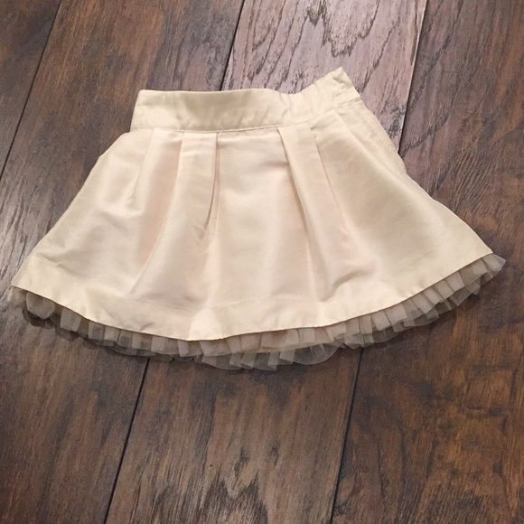 Janie and Jack 2-Piece Outfit:  Cape & Skirt - Picture 5 of 8